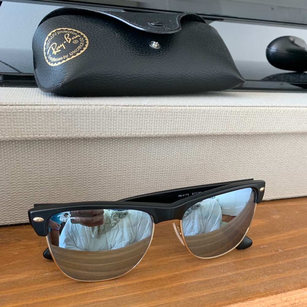 Ray Ban w/ Blue Mirror Lenses